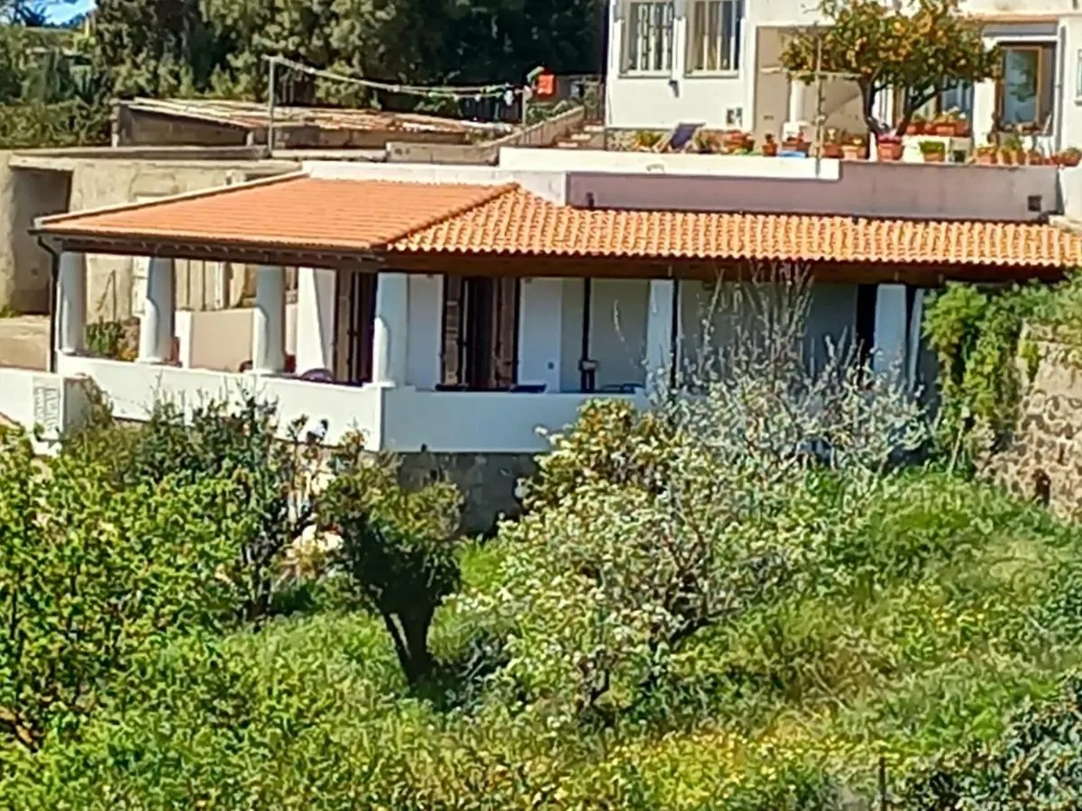 La Casa Tra Il Verde E Il Blu Villa Lipari  0*, Lipari (Isola Lipari) Italy